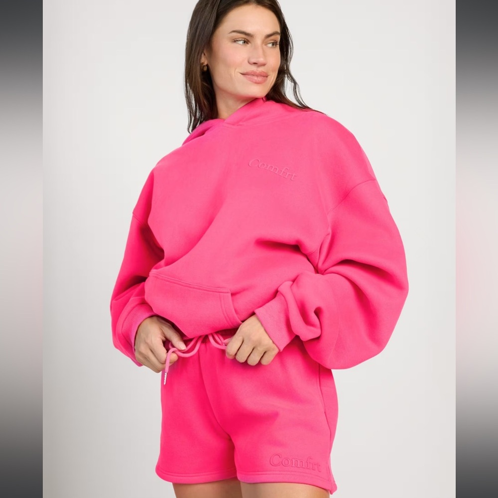 NWOT Comfrt Shorts Hot Pink